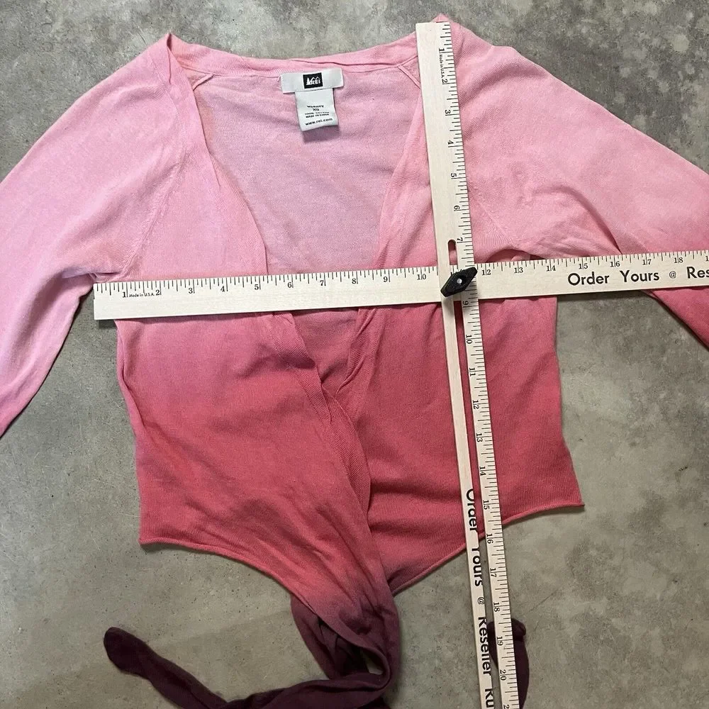 Rei Sweater Womens XS Pink Ombree Tie‎ Waist Long Sleeve Lightweight